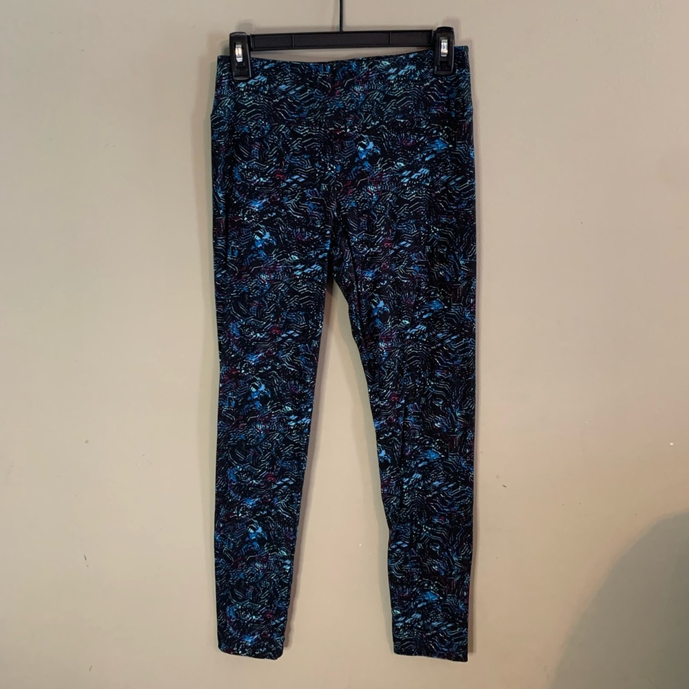 No Boundaries Blue and Black Abstract Leggings